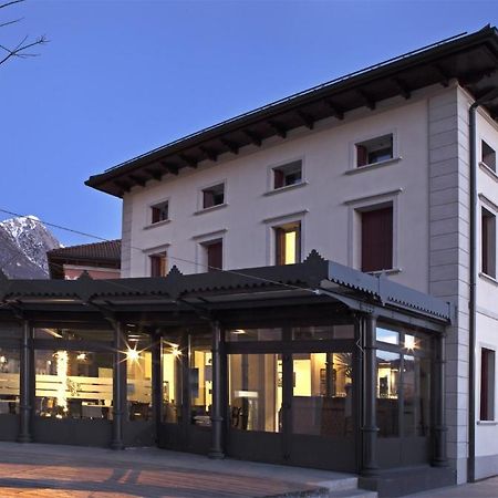 La Locanda Alla Stazione Ponte nellʼAlpi Exterior foto